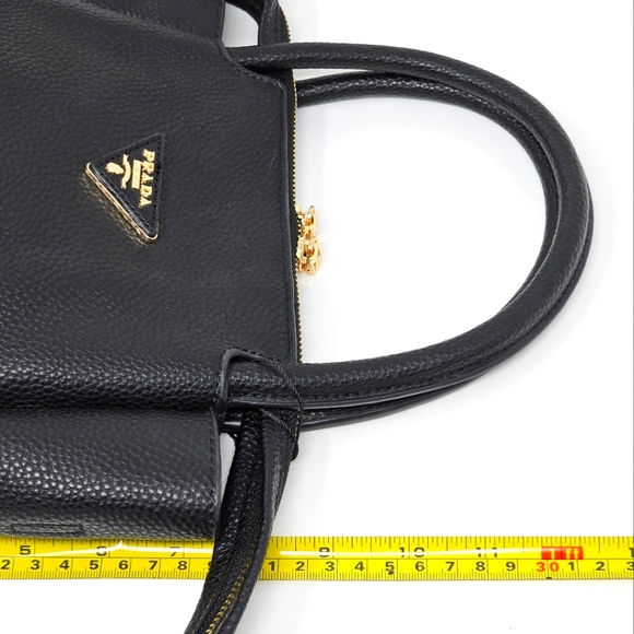 Black Handbag - Picture 8 of 11